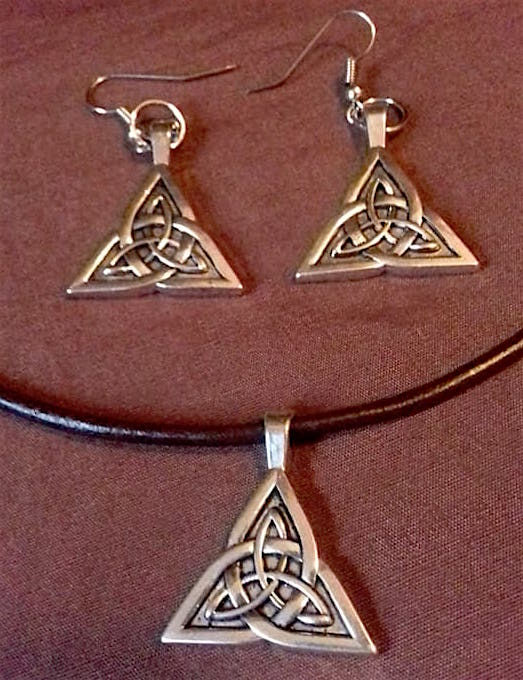 Thumbnail: Celtic Triquetra