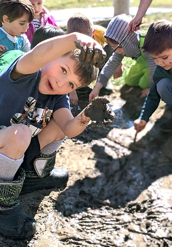 00100lrPORTRAIT_00100_BURST2020030411445