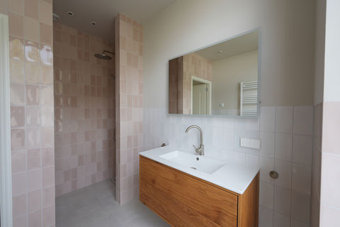 Badkamerrenovatie in Den Haag – K&E Builders B.V.