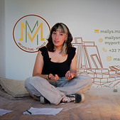 0. Miniature Interview horizontal.jpg
