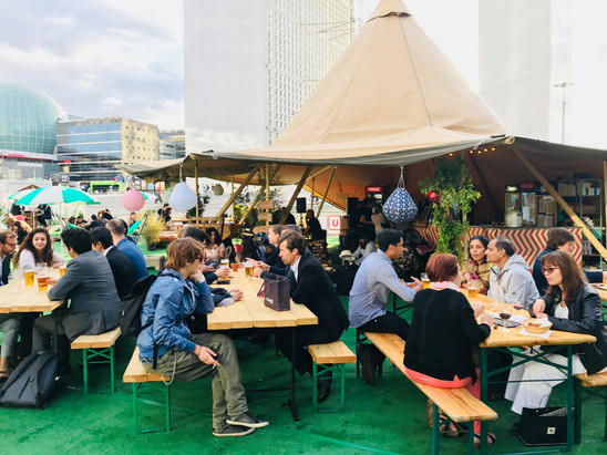 Les Estivales à la Défense.