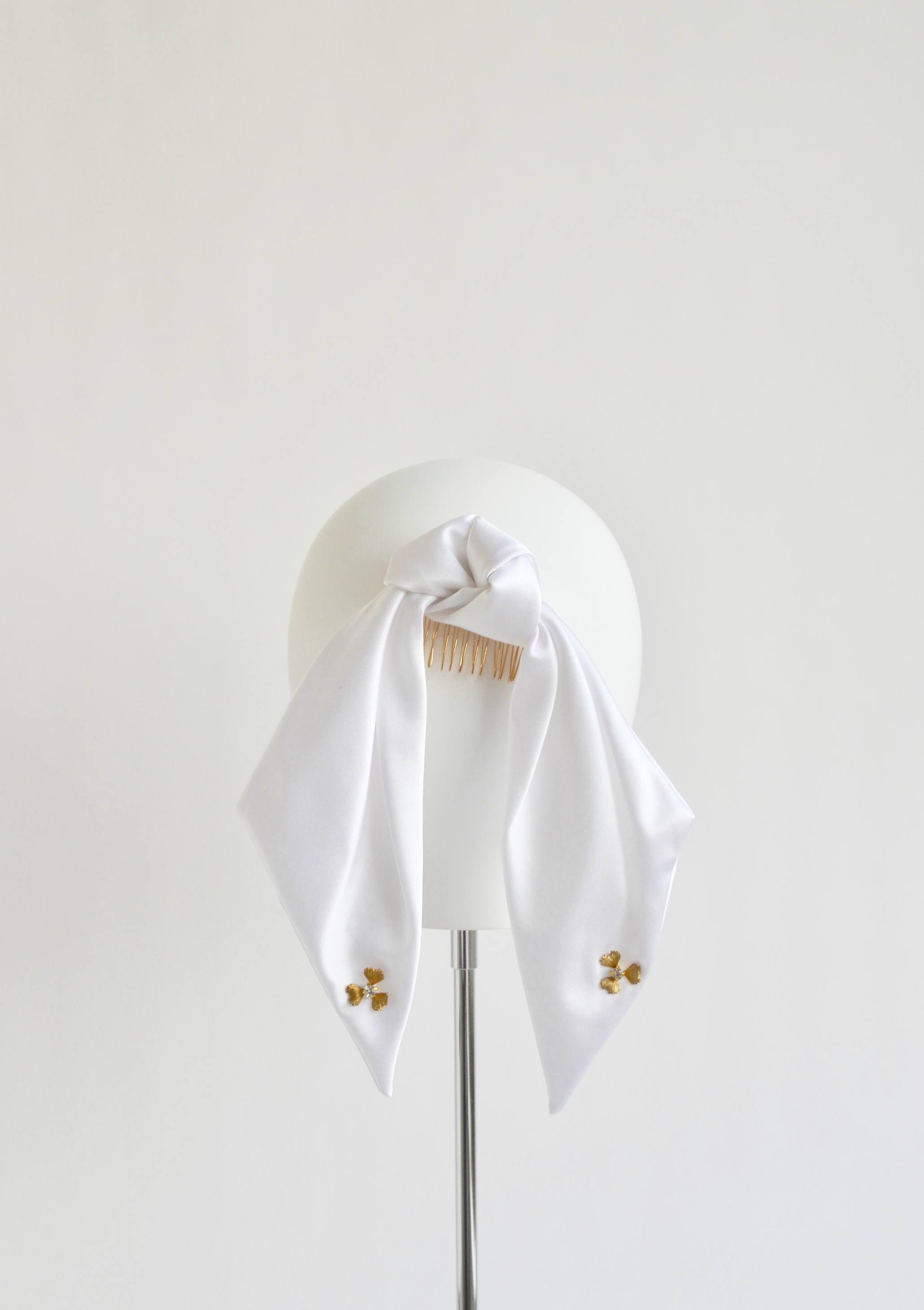 Silk Ponytail Bow - White