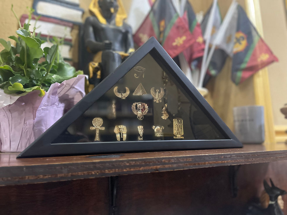 Thumbnail: Egyptian Shadow Box
