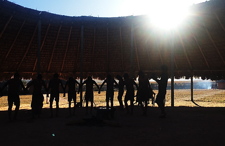 sol a pino e cículo com indigenas.png
