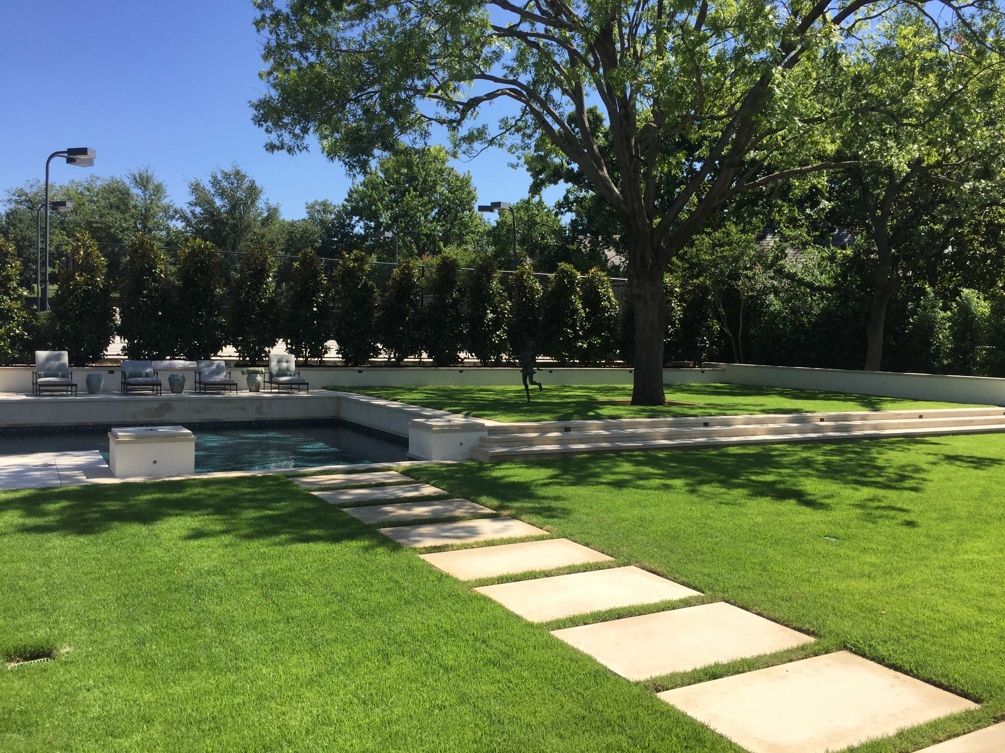 G003: Pavers
