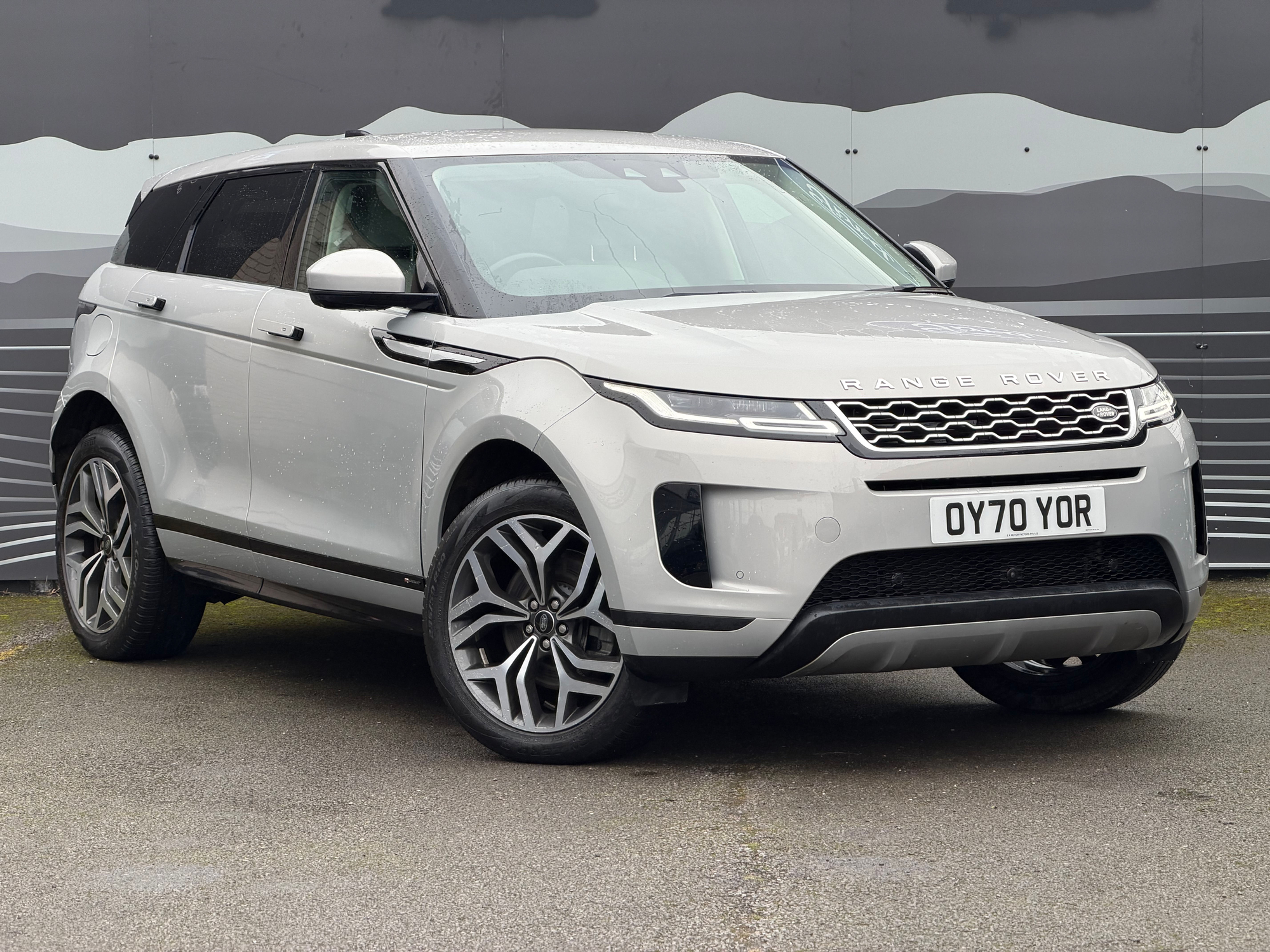 Range Rover Evoque P300e S Plug-in Hybrid