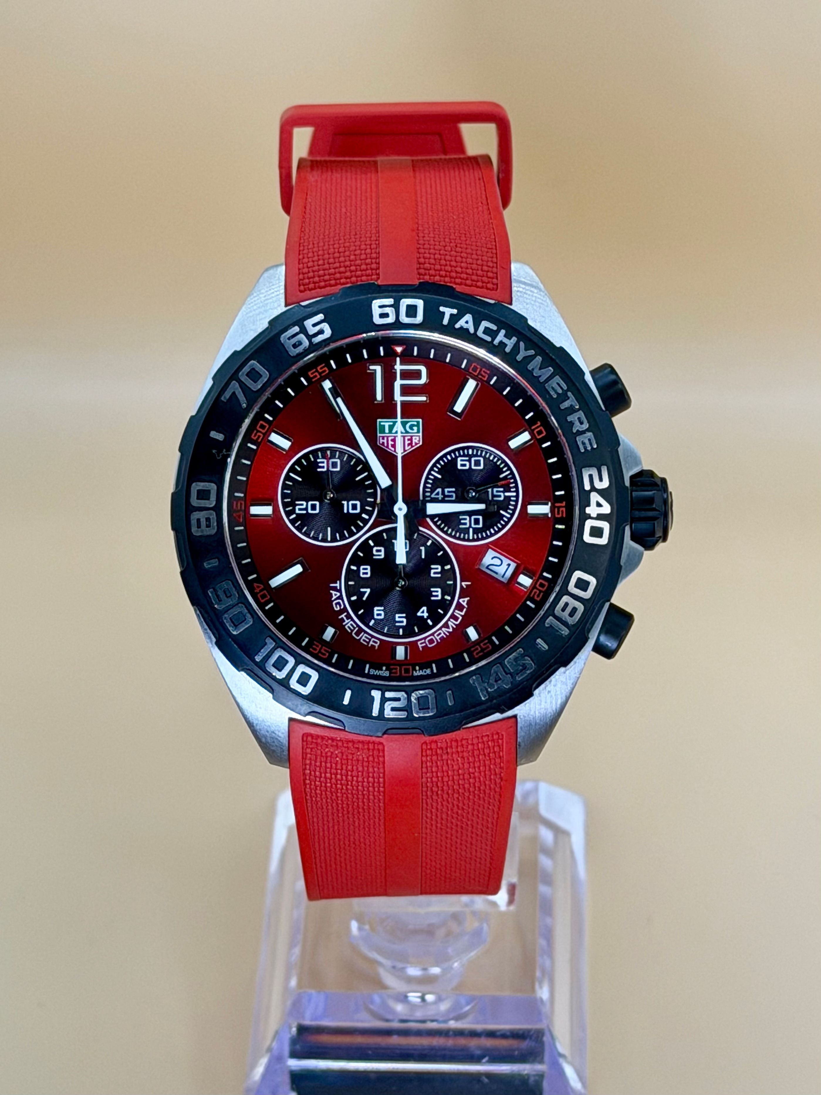 TAG Heuer Formula 1 Chronograph – Red Dial