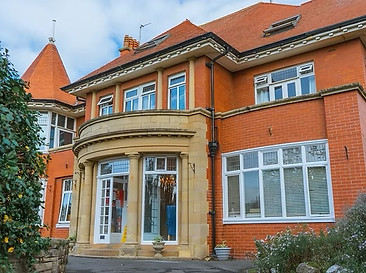 Priory_Court_-35.jpg