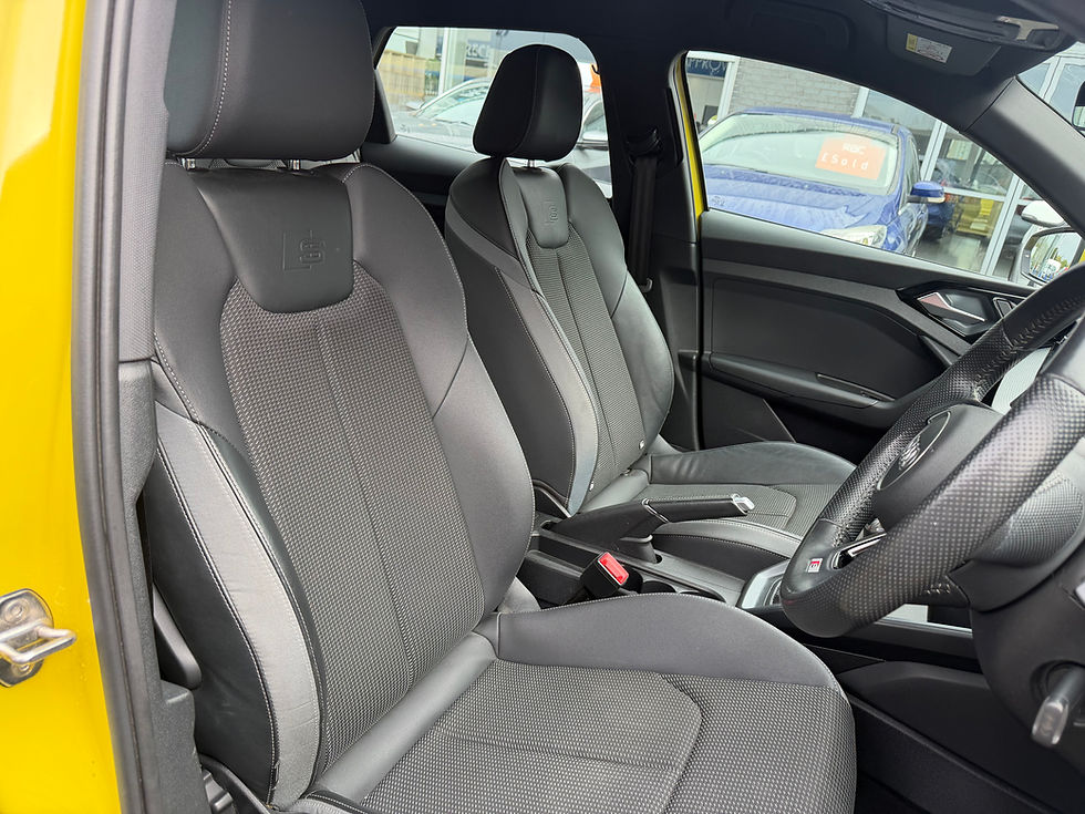 Thumbnail: Audi A1 30 S line Sportback S Tronic Auto