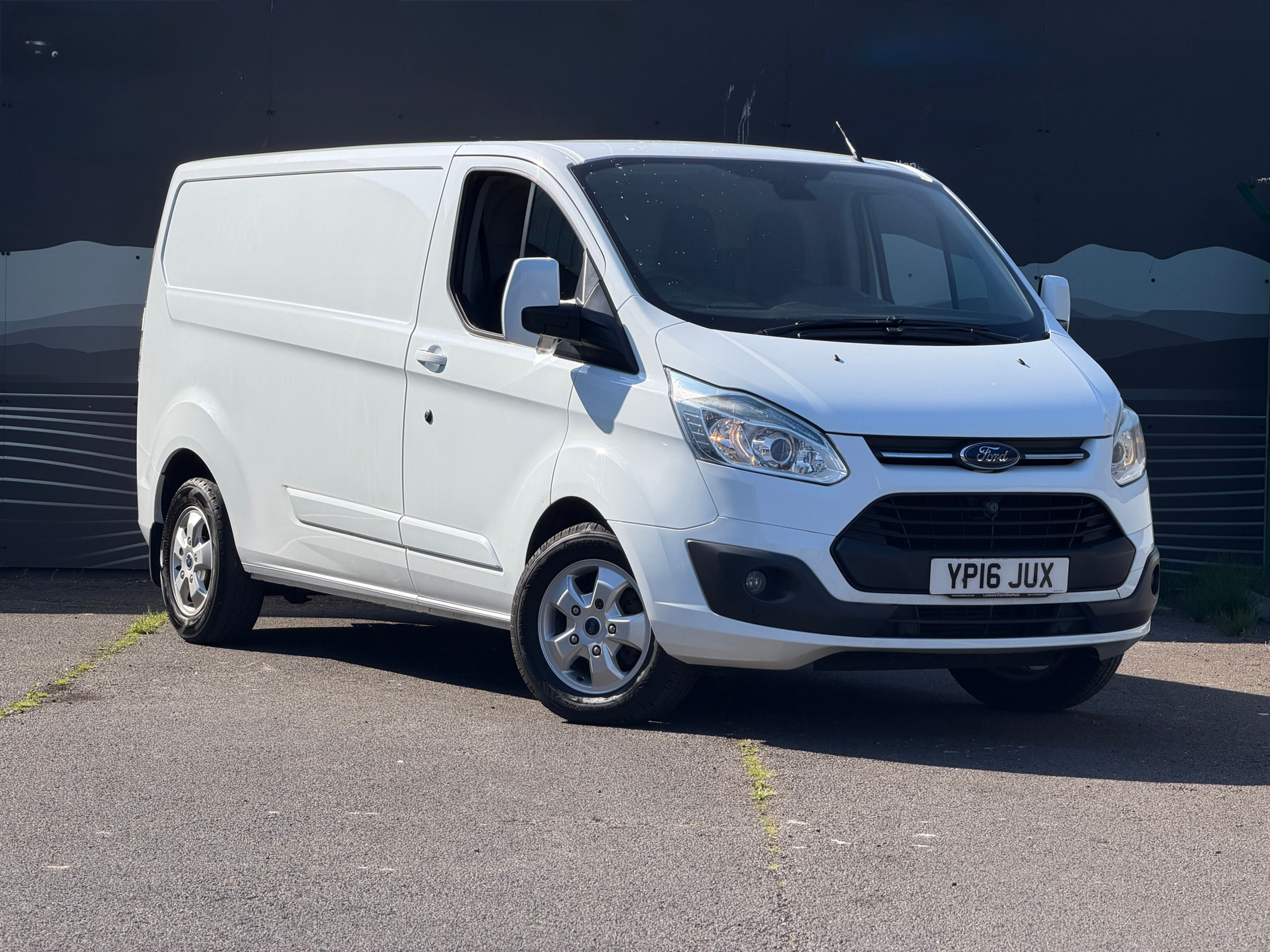 Ford Transit Custom Limited  (L2 H1)