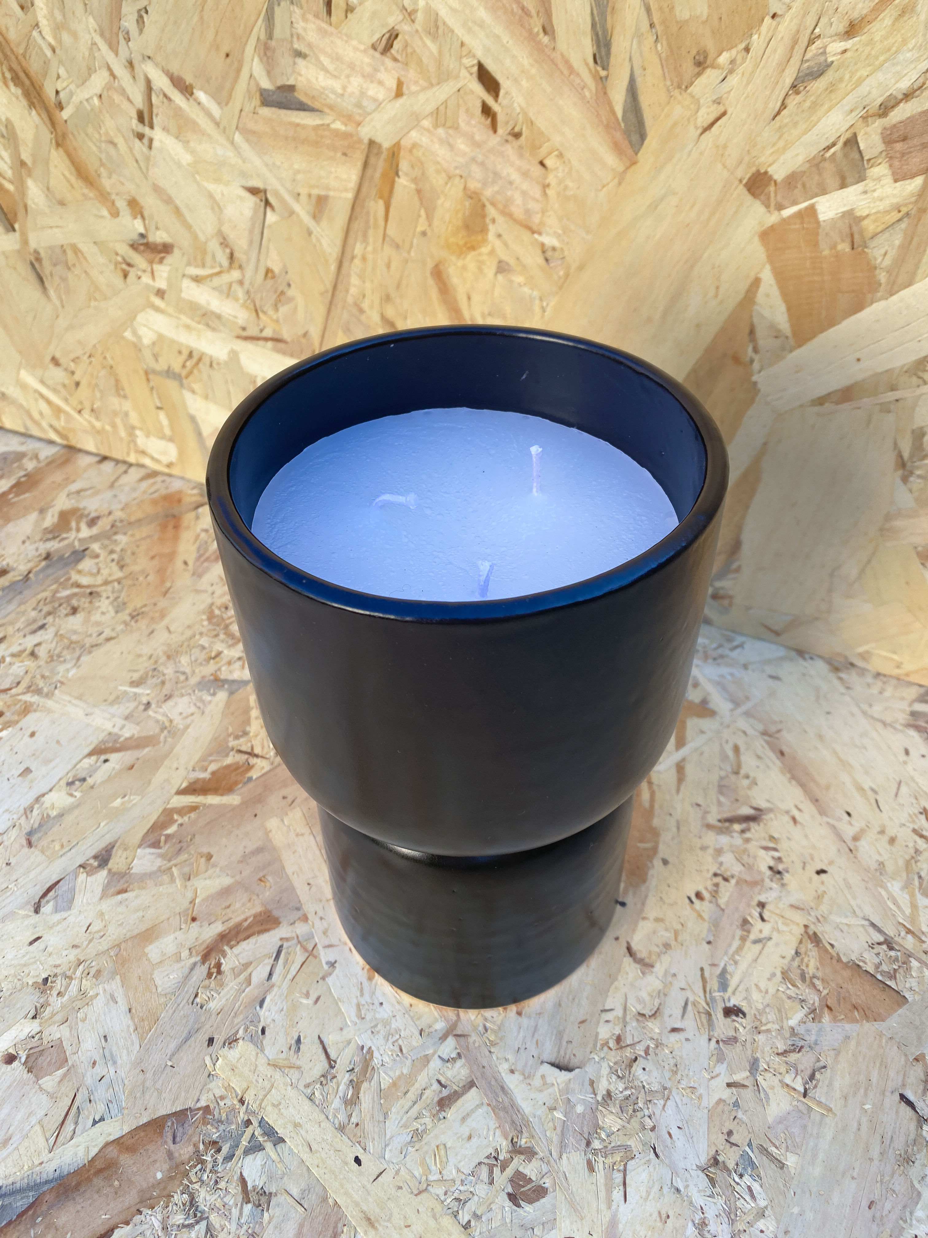 Bougie noire taille L