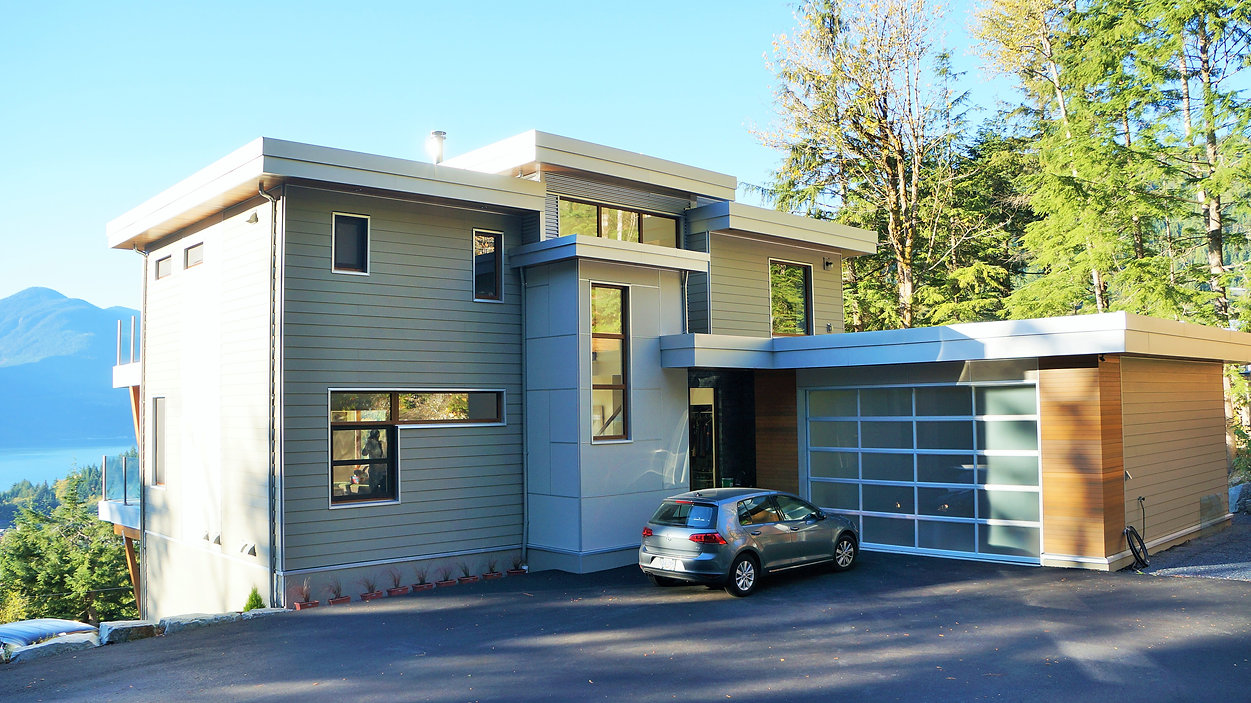 Garibaldi Hotel, 40900 Tantulus road, Squamish BC