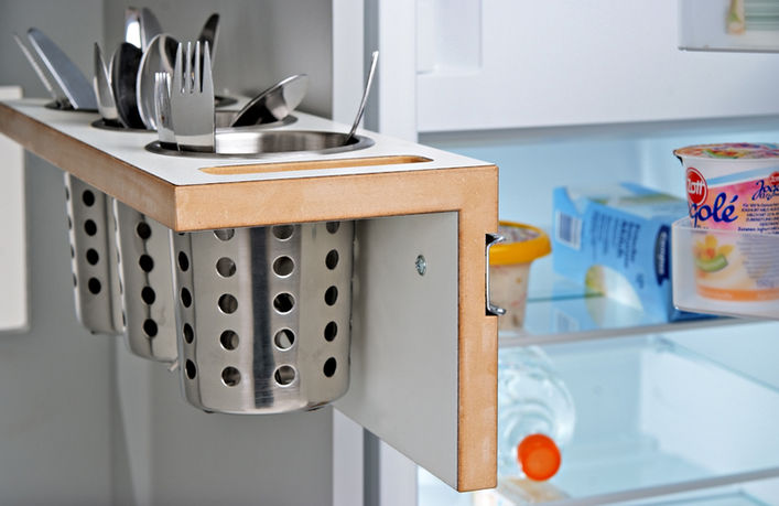 Küche im Schrank, Appartement Küche, moderne Küche, Miniküche, Single Küche,  Küche mit Rollo, pro-art Küchen