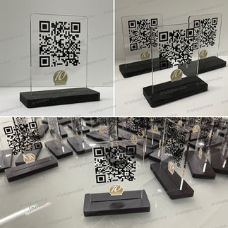 segna posto plex, centro tavola plex, segna posto numerato, centro tavola qr code, qrcode menu 