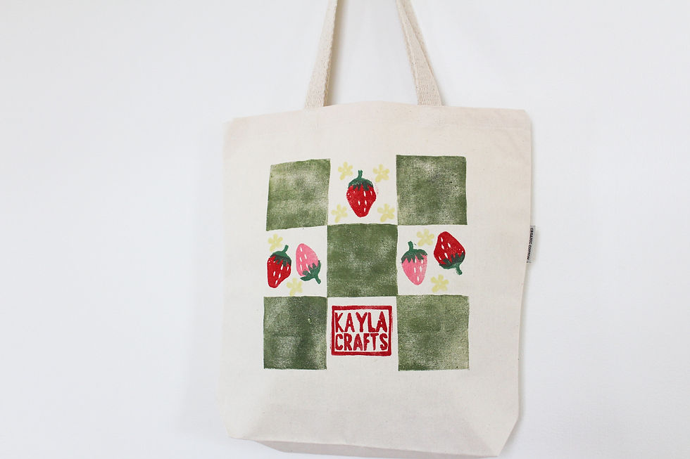 Thumbnail: VINTAGE STRAWBERRY REGULAR TOTE
