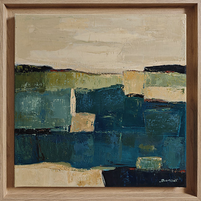 Le bleu des terres encadré en chêne clair, paysage abstrait bleu de Sophie Dumont