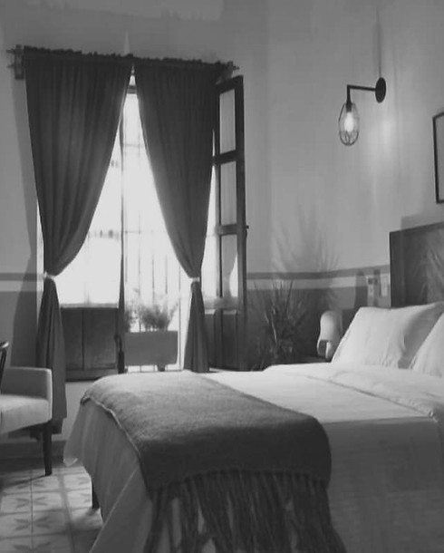 Clandestino 2_edited.jpg