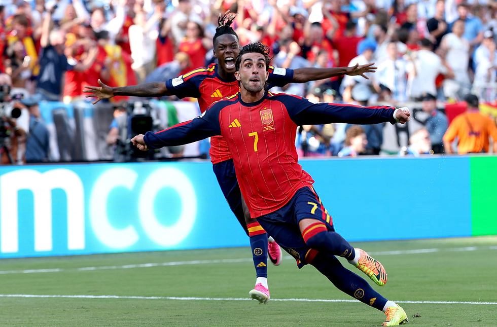 Ferran Torres photo by HQpcrt