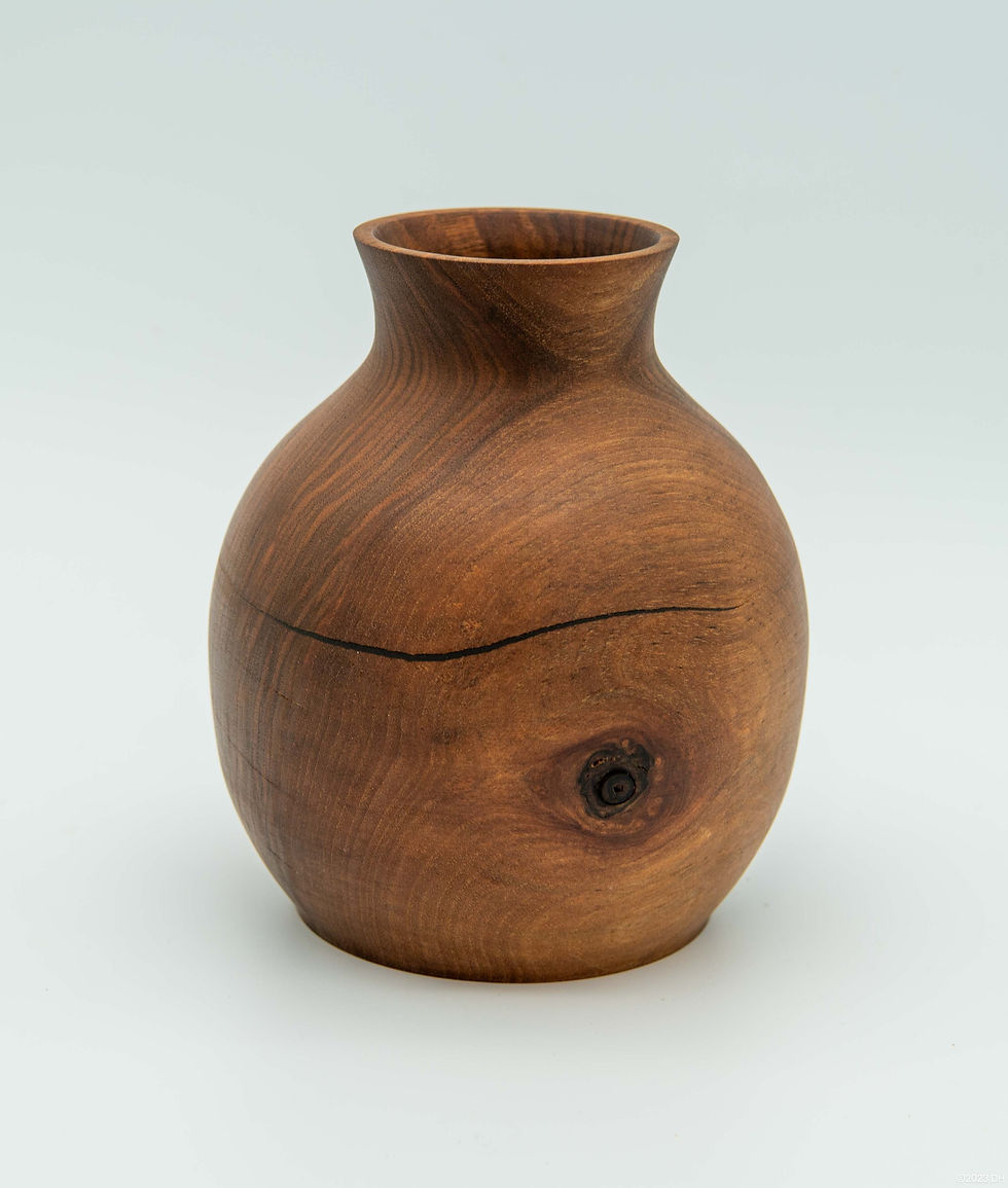 Miniaturbild: Nussbaum Vase "Auge"