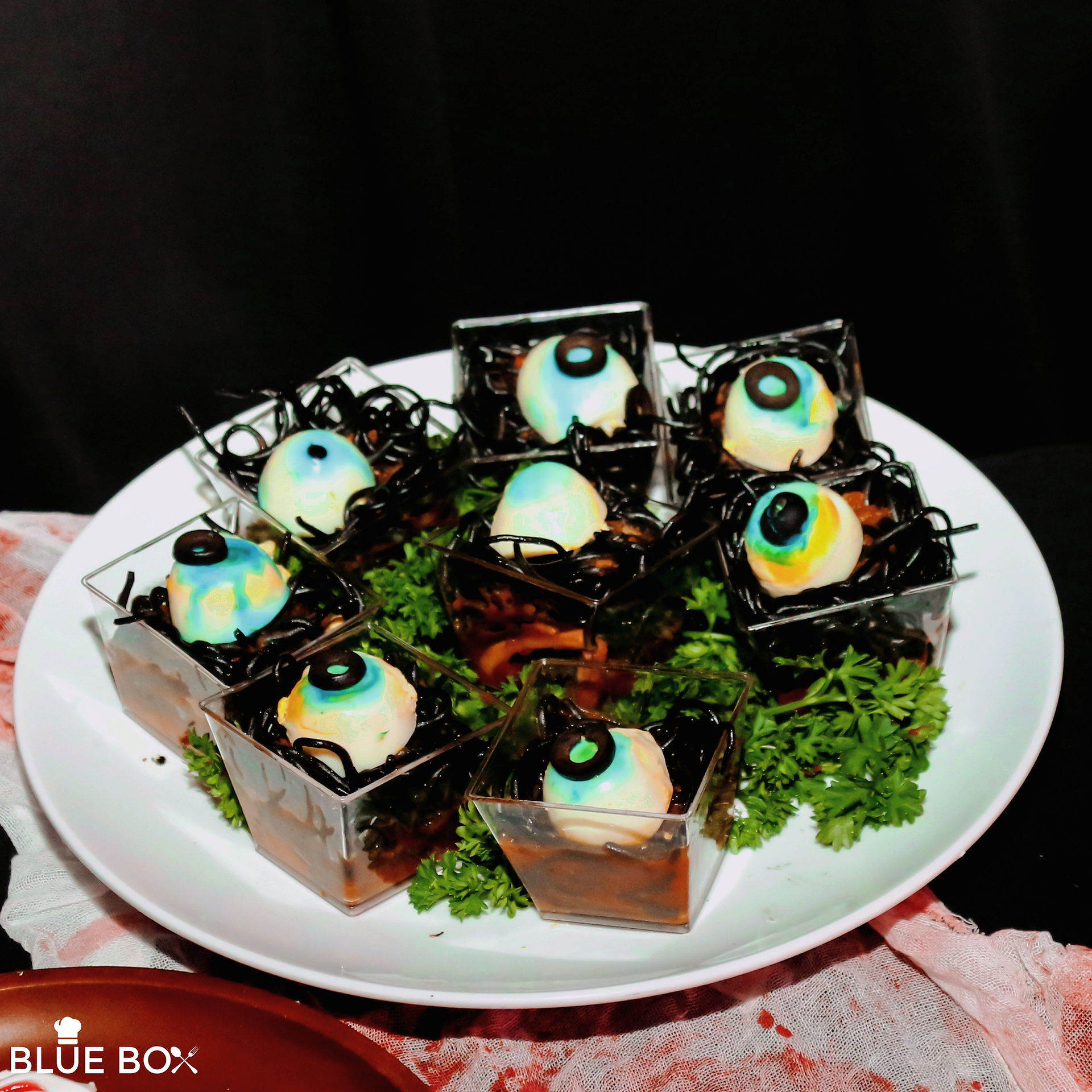Blue Box Catering · Tiệc Tea Break giá rẻ - Tiệc Finger food - Canape - Tiệc Buffet - Tiệc bàn Á Âu.