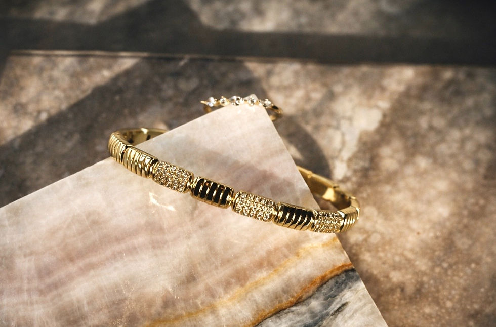 Thumbnail: Rhéa Curve Band