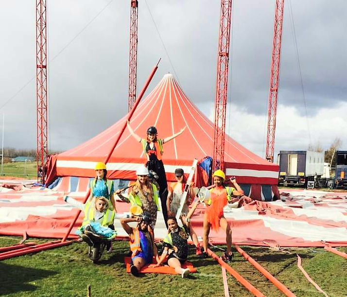circusstilts.jpg