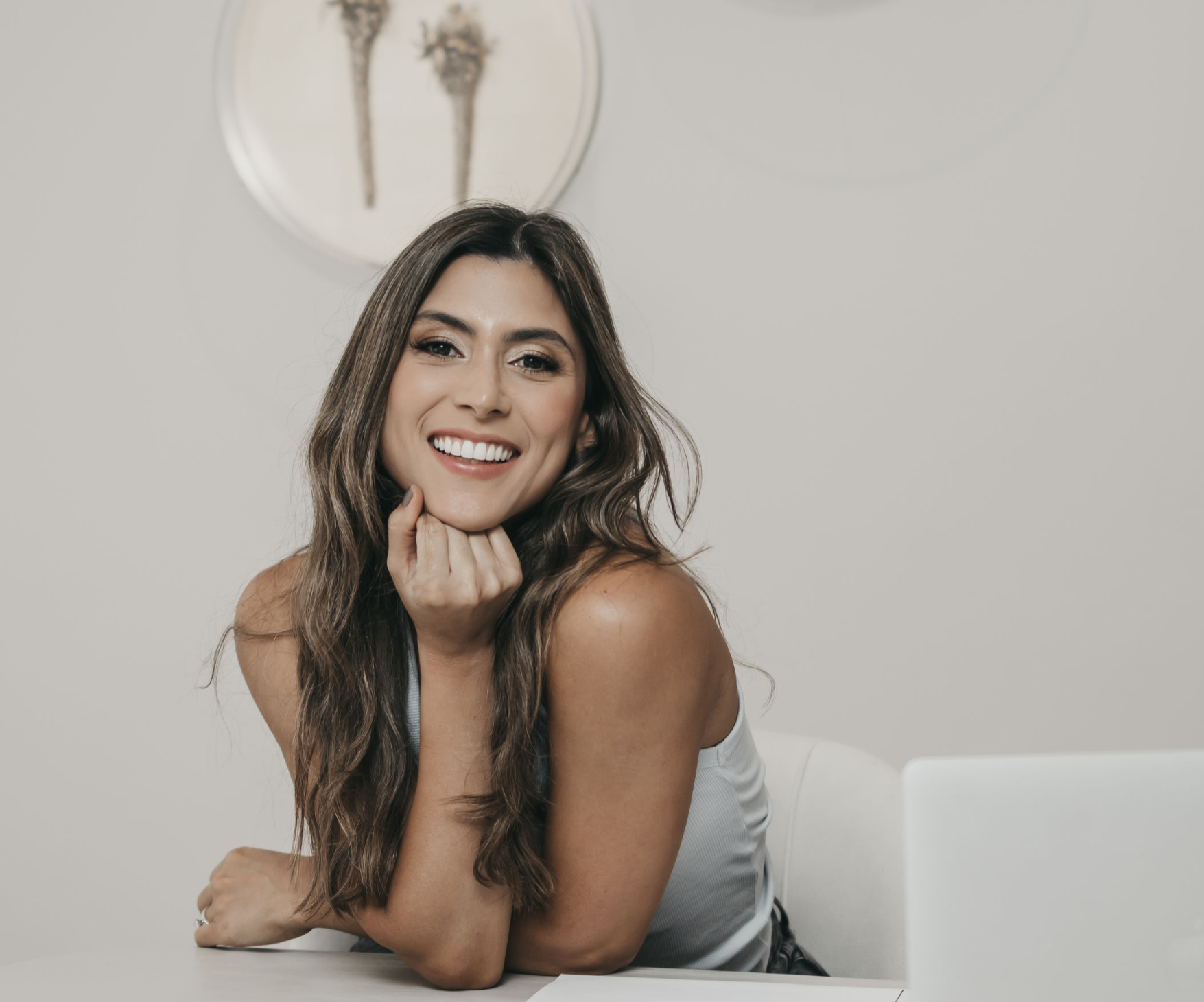 CAMILA ARBELAEZ COACH.JPG