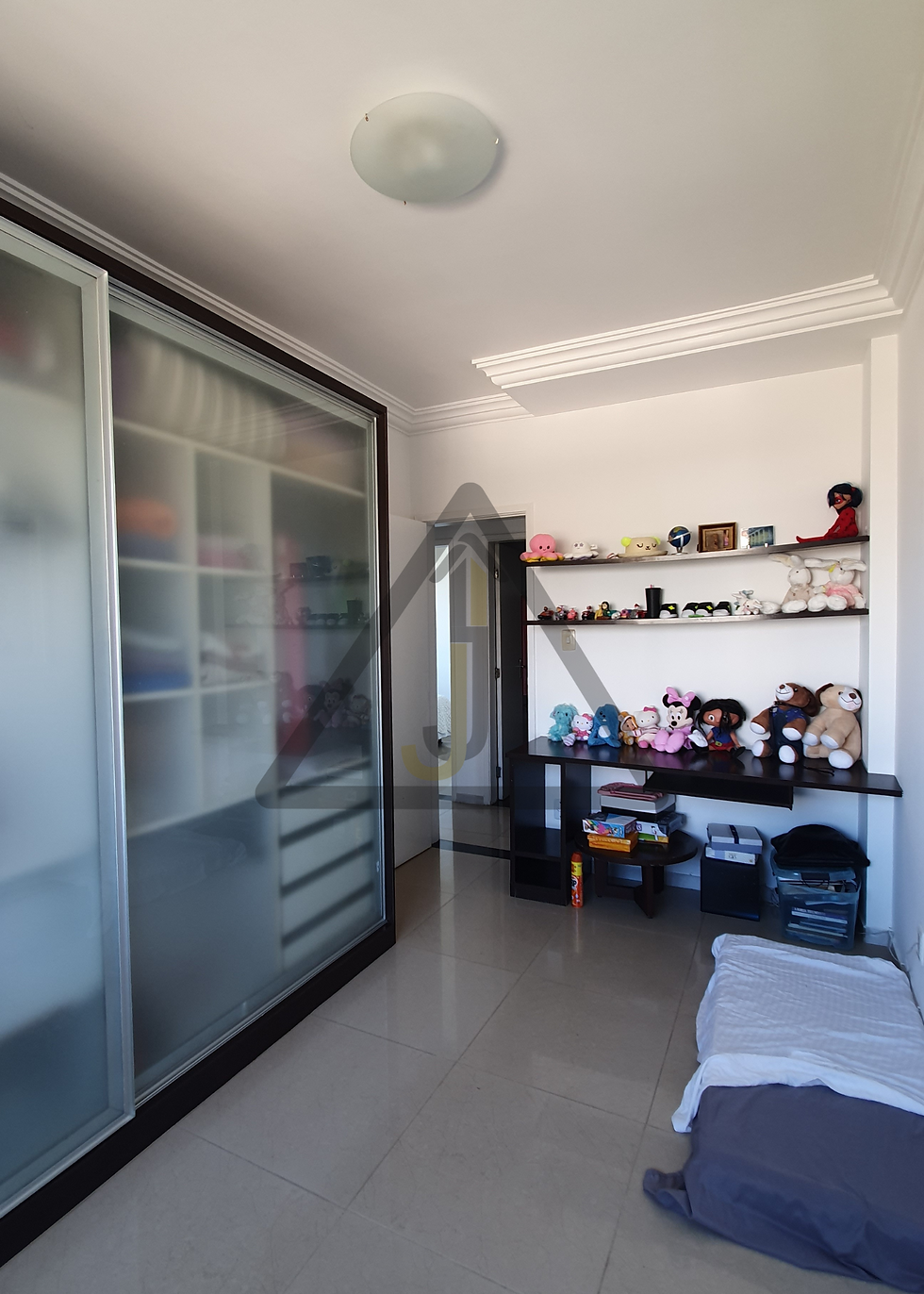 Miniatura: Aconchegante apartamento a venda 3/4 sendo 1 suíte, vista mar, em Armação. 