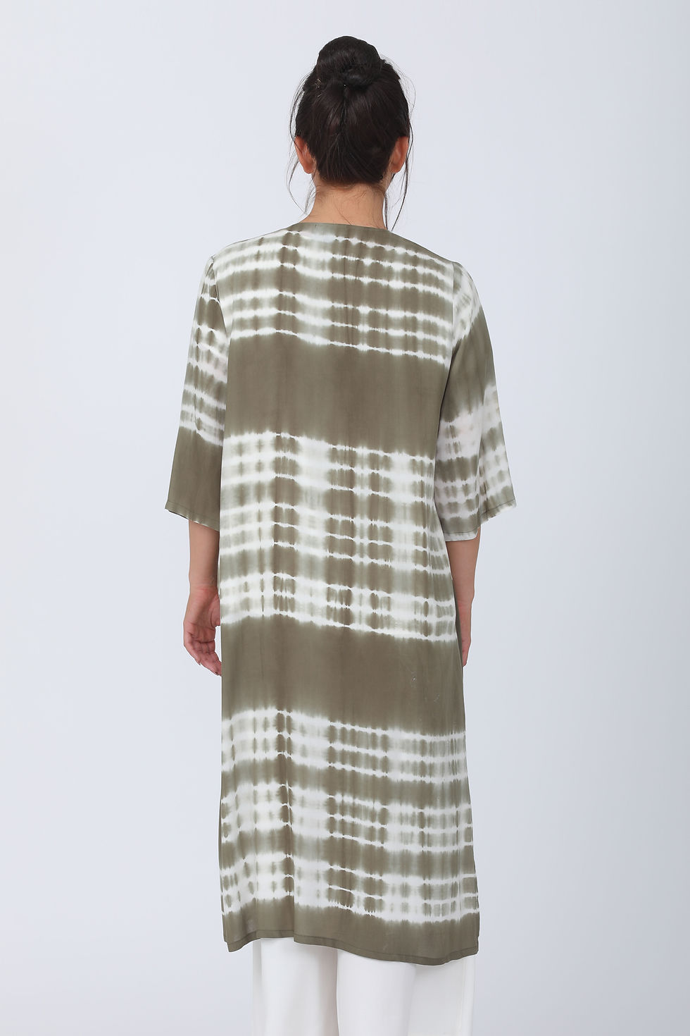 Thumbnail: Deanna Kimono