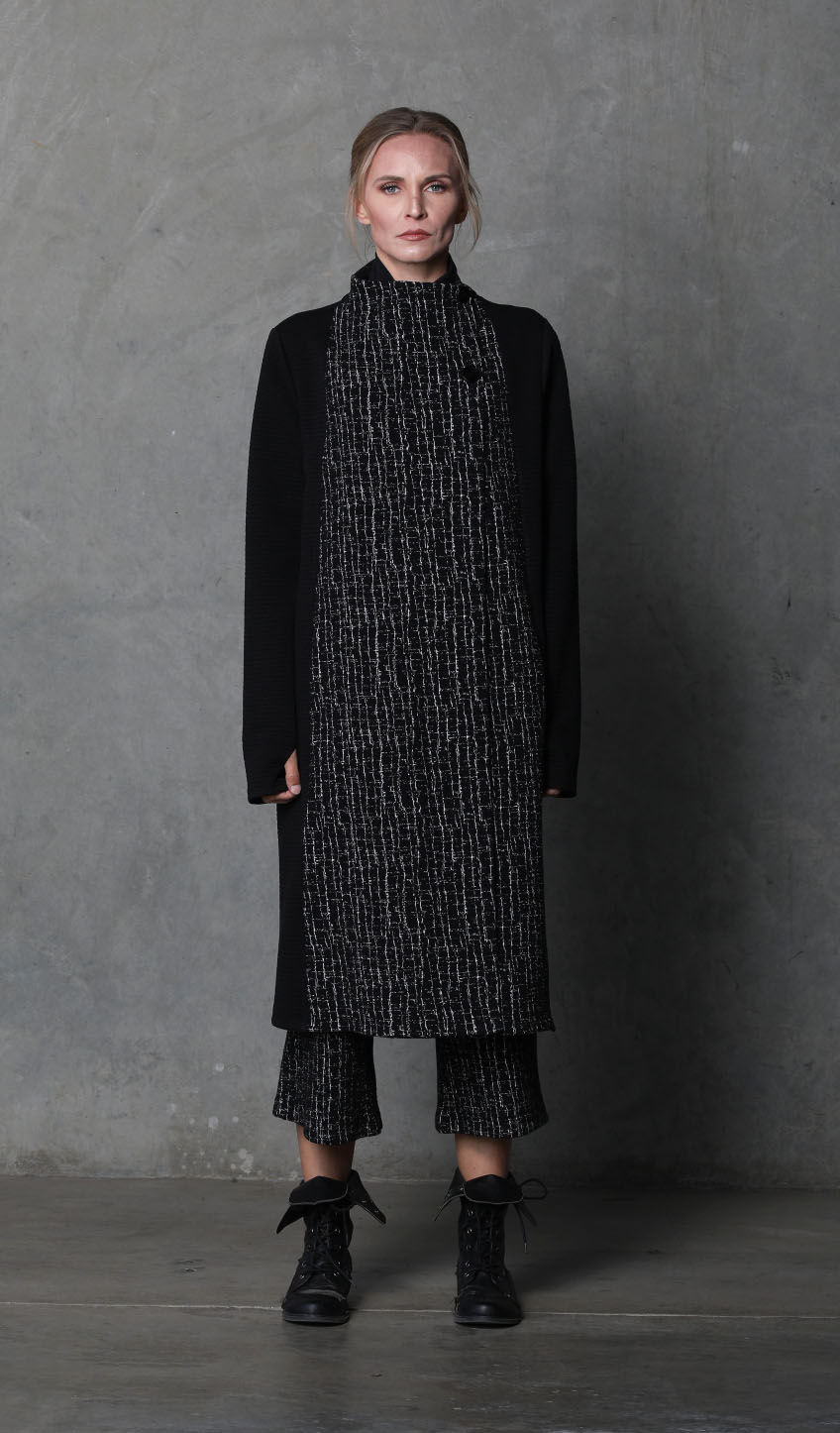 Thumbnail: Tierra Coat