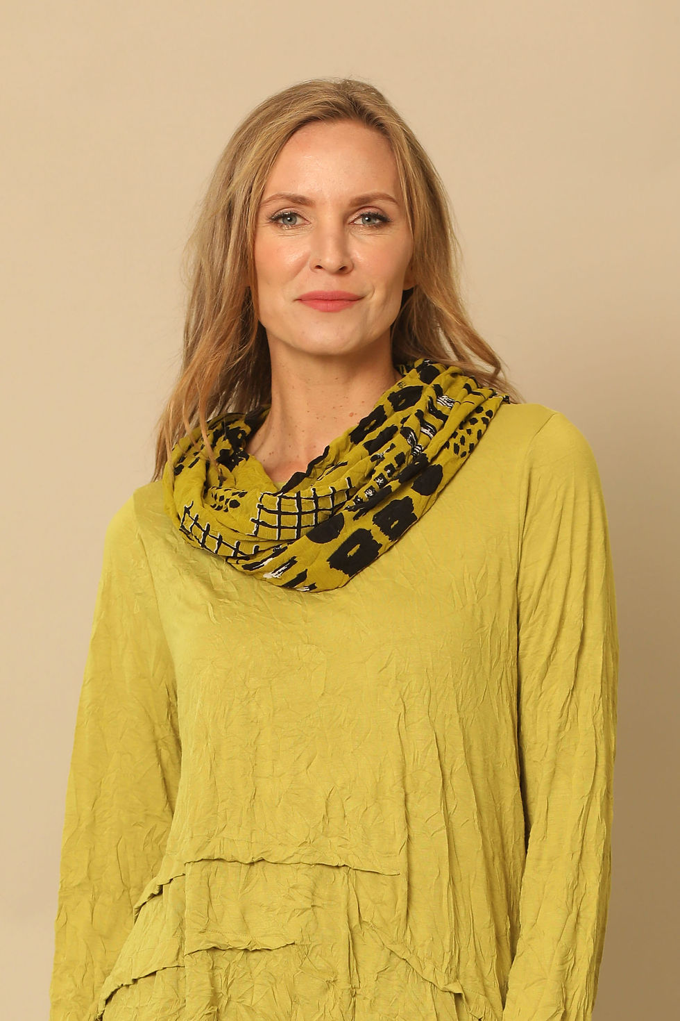 Thumbnail: Scarf  - CM8080