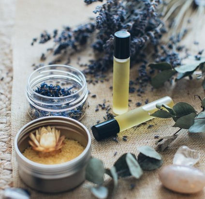 Aromatherapy: Using Natural Fragrances to Treat Insomnia