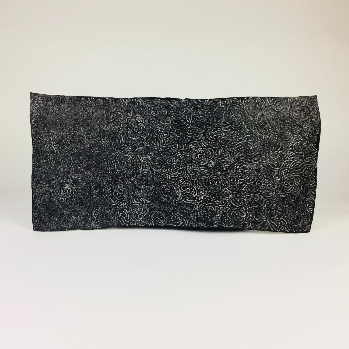 Black Flower Pattern