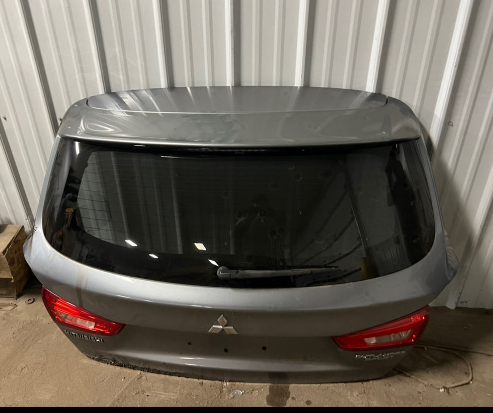 2016 Mitsibishi Outlander Hatch