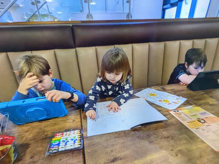 Screen Time, Real Life and Finding Balance as a Parent