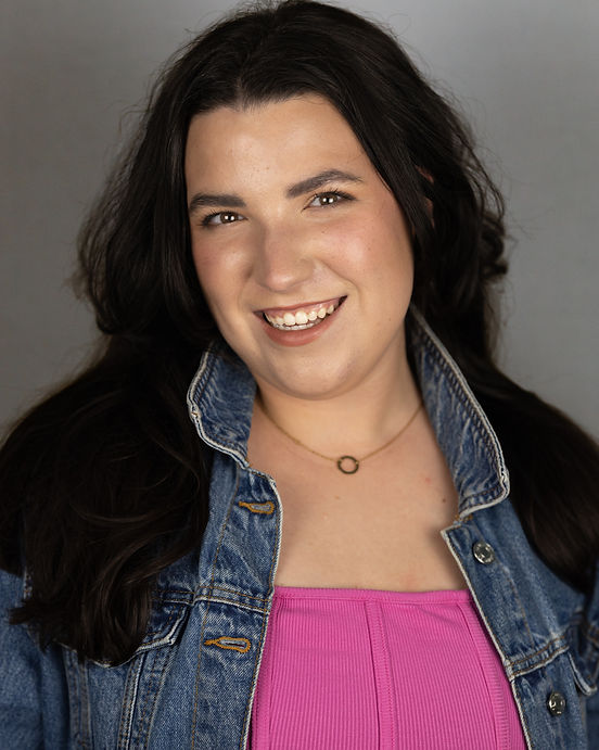 Lyndsey Shore Headshot.jpg