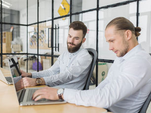 Custom Software vs Off-the-Shelf Solutions in Zurich