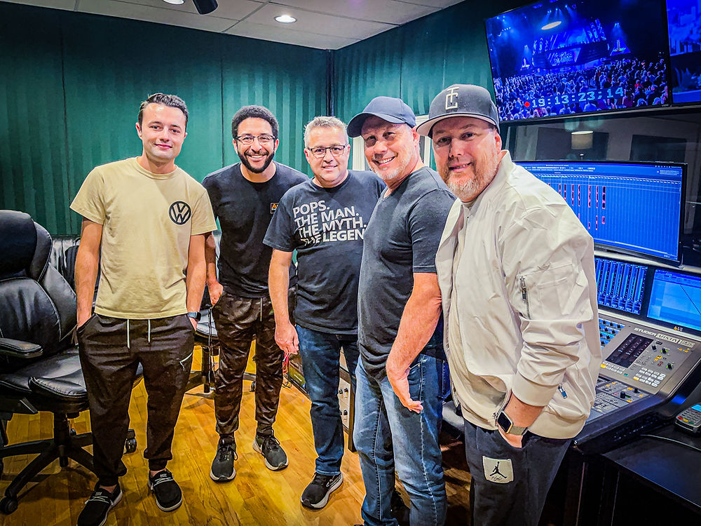 Dove Awards Crew