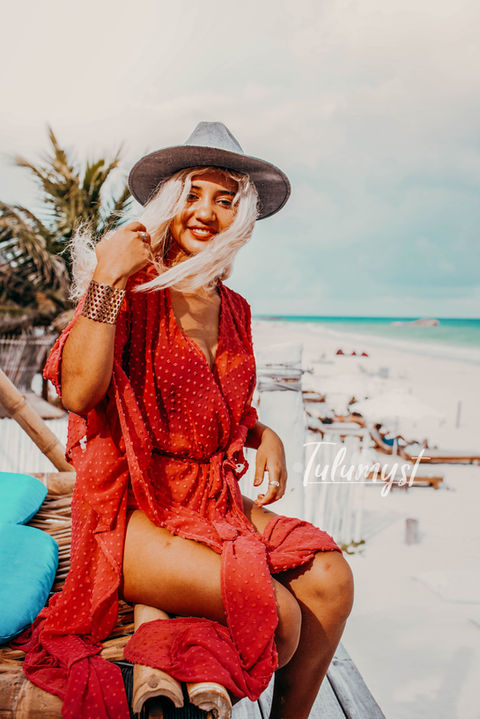 Tulum photographer and model by the beach at posada lamar beach front boutique Hotel
