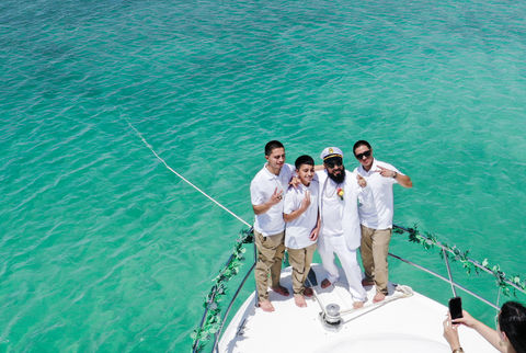 Family photoshoot in tulum turquoise waters