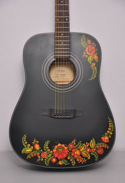 Гитара черная