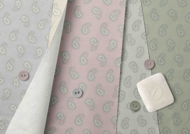 5 fabrics of stylised Paisley motifs in an Indian wood block style repeat pattern in 5 different colour ways.