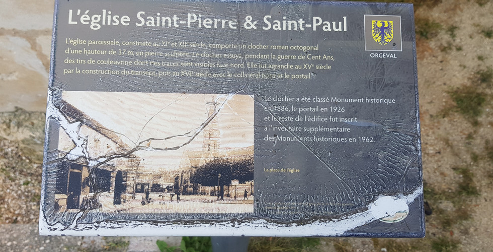 Panneau informatif sur l'église Saint-Pierre Saint-Paul d'Orgeval