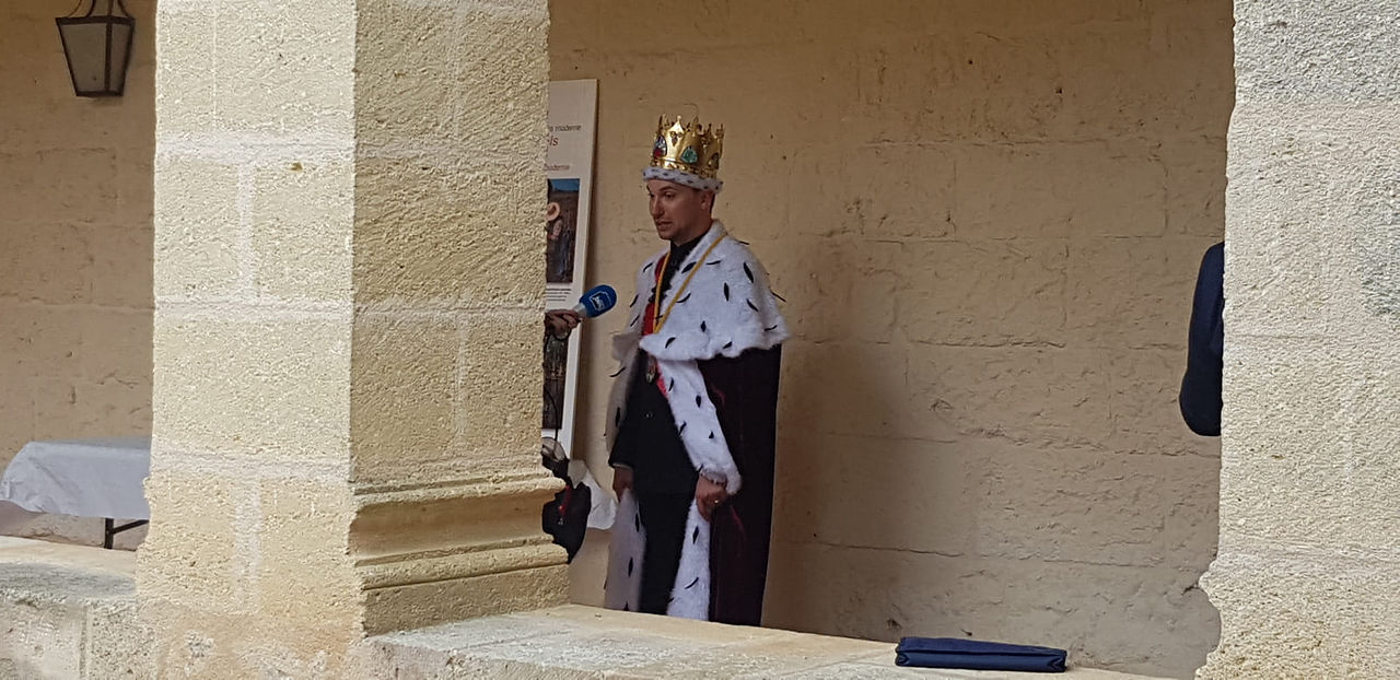 Le prince d'Hélianthis se faisant interviewer par France Bleu 