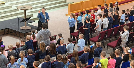 Chapel singing 5.jpg
