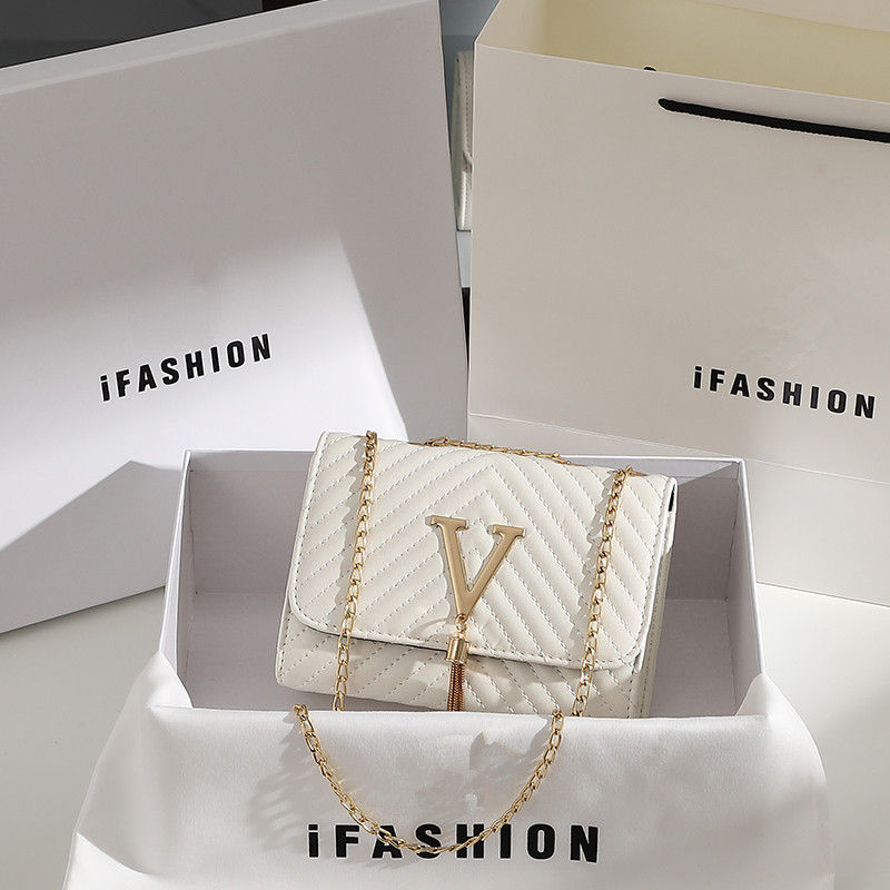 Thumbnail: Embroidery Women Crossbody Bag Thread Luxury Handbag Shoulder Bags Brand Sequine