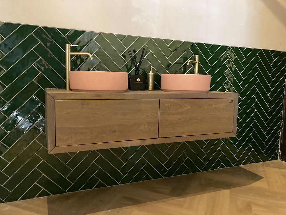 Groene badkamer: ideeën, kleuren en combinaties