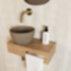 Arcqua Olivia fonteinset eikenhout waskom mat truffel links inbouwkraan geb goud