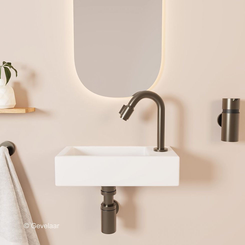 Thumbnail: Tanaro Ceva fonteinset in minimalistische toiletruimte met mat witte wasbak rechts, gebogen fonteinkraan in gunmetal.