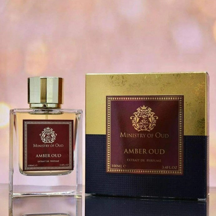 Paris corner Amber Oud is an Oriental Spicy fragrance